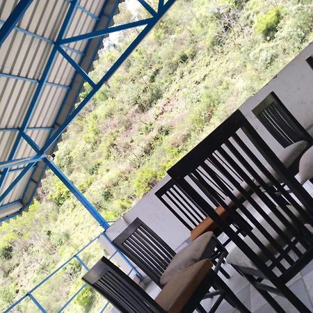 Abuzz Oxfordcaps Chanakya Hostel โซลัน ภายนอก รูปภาพ